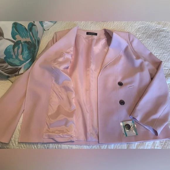 Kasper Light Pink Double-Breasted Blazer - Picture 5 of 5